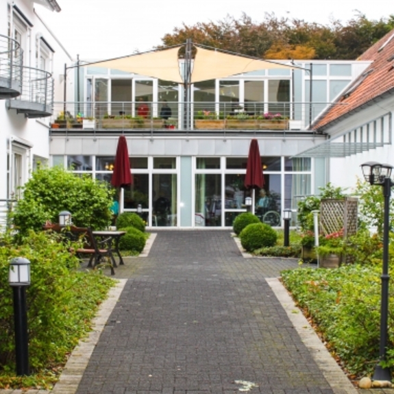 PHÖNIX - Haus Domhof Pflegeheime